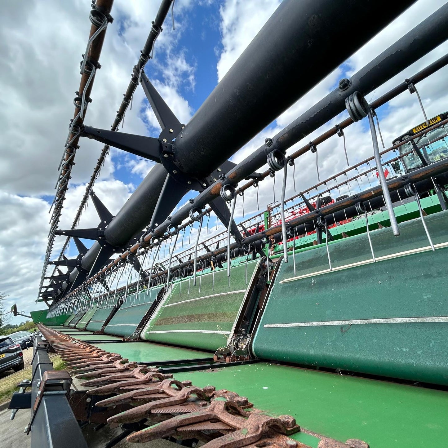 John Deere 635pf Header and Trolly