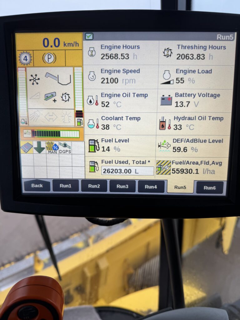 New Holland CR9080 Harvester