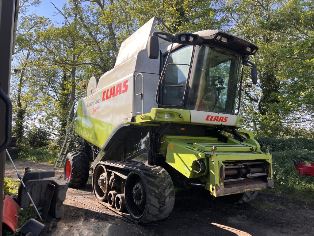 Claas lexion 560 TT Harvester
