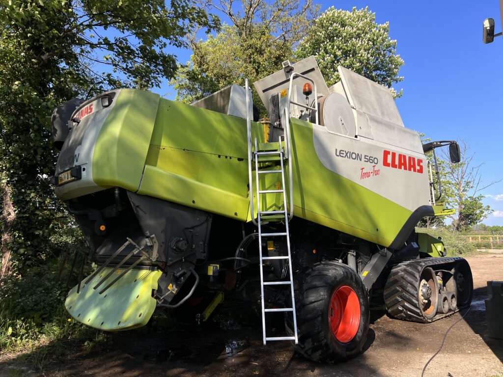Claas lexion 560 TT Harvester