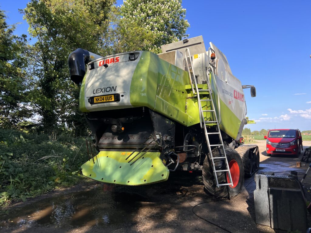 Claas lexion 560 TT Harvester