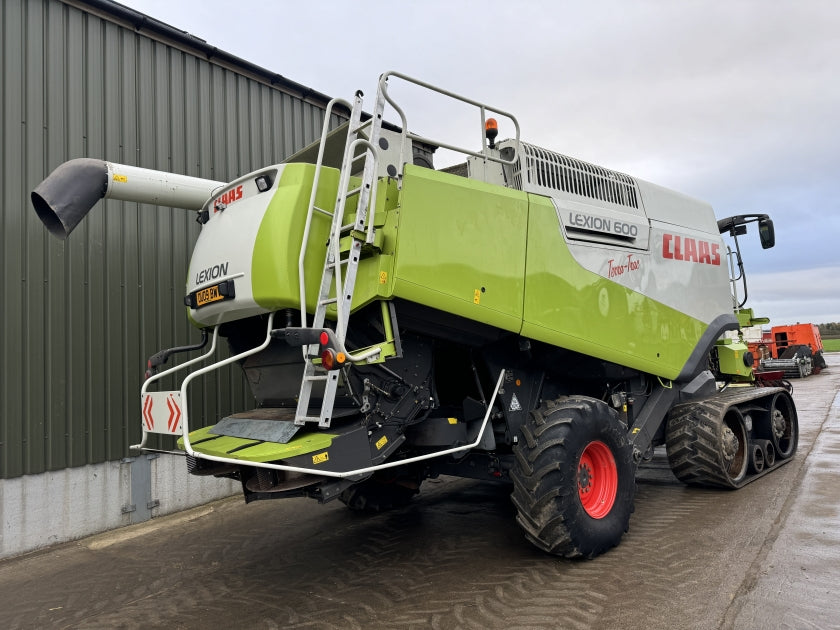 Claas Lexion 600TT c/w V1200 Header Harvester