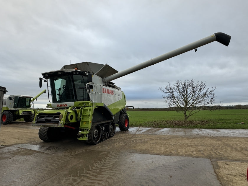 Claas Lexion 600TT c/w V1200 Header Harvester