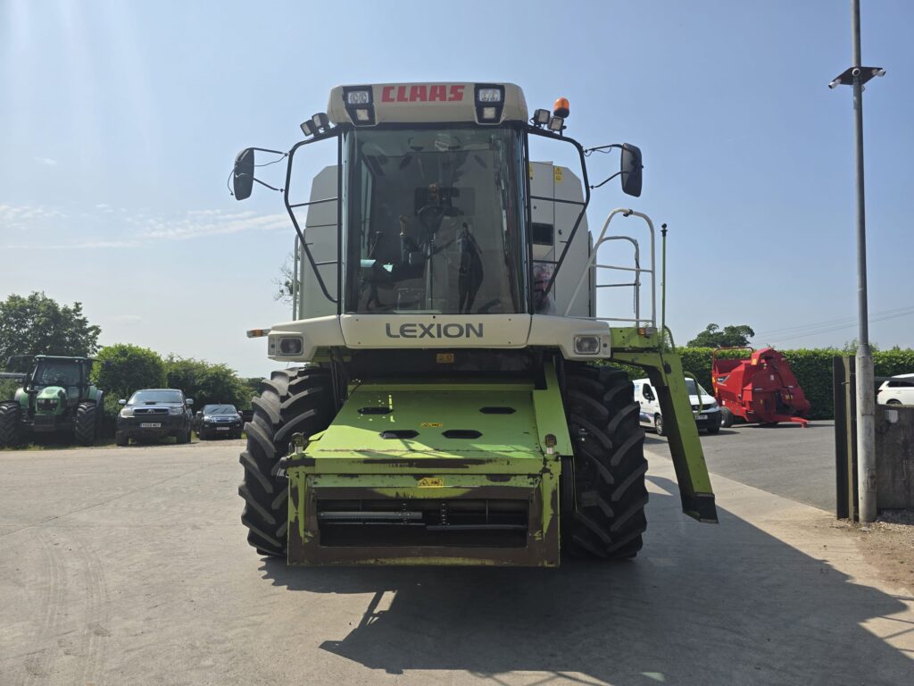 Claas Lexion 460 Evolution Combine Harvester